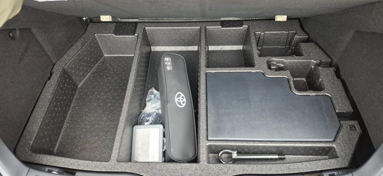 Toyota C-HR Bi-tone | Mobile.bg � ����������� 16