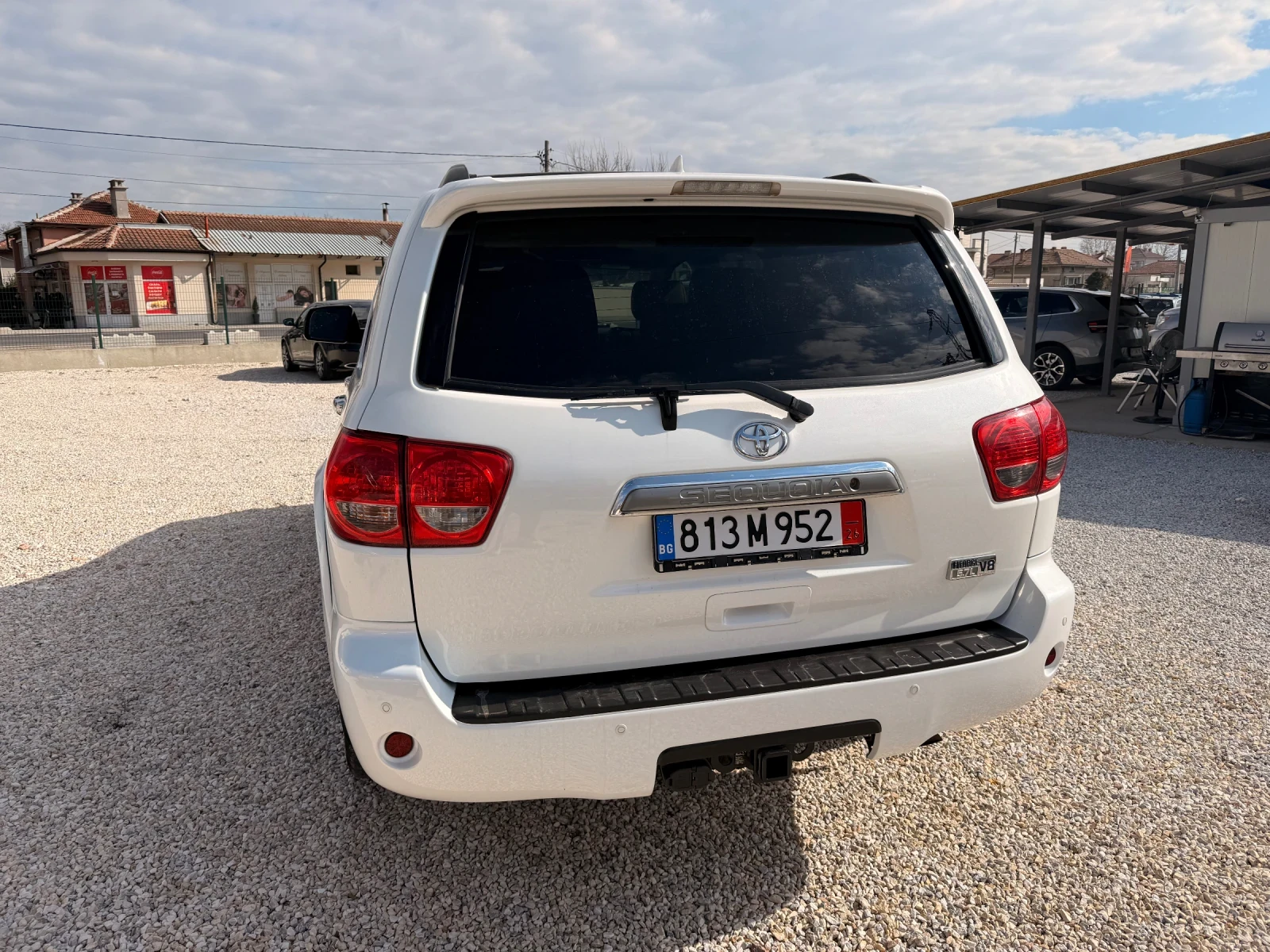 Toyota Sequoia 5, 7 PLATINUM - изображение 3