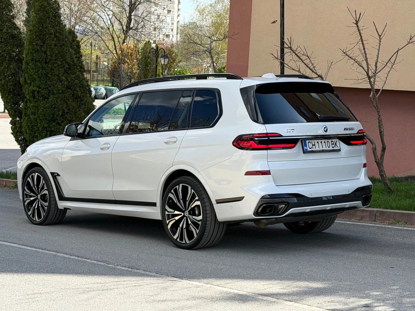 BMW X7 M60i* Full* 530 �.�. | Mobile.bg � ����������� 2