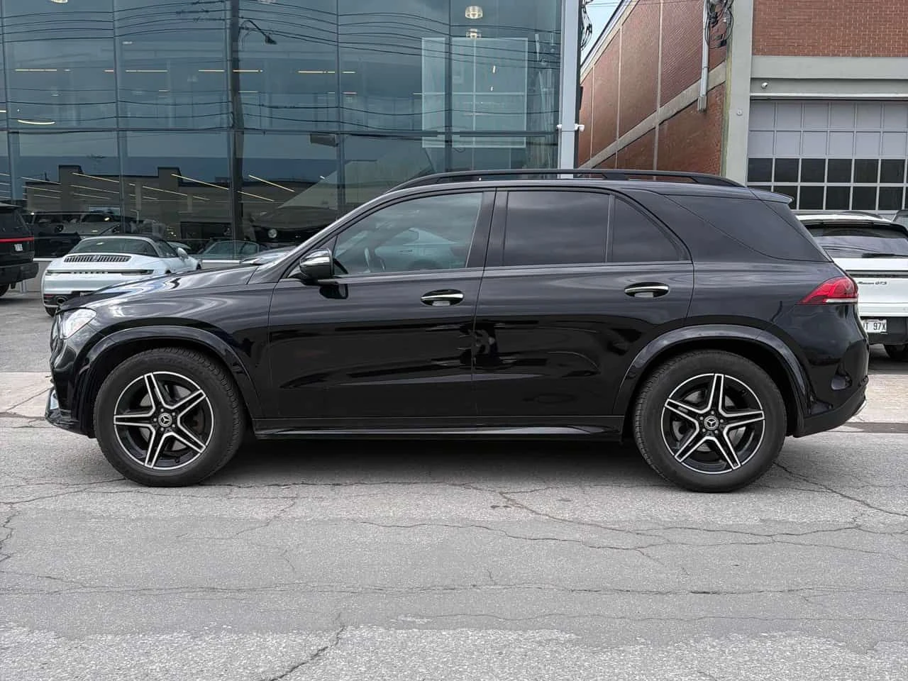 Mercedes-Benz GLE 450 | DISTRONIC | BURMESTER | CARFAX | ПАНОРАМА | , снимка 2 - Автомобили и джипове - 54431922