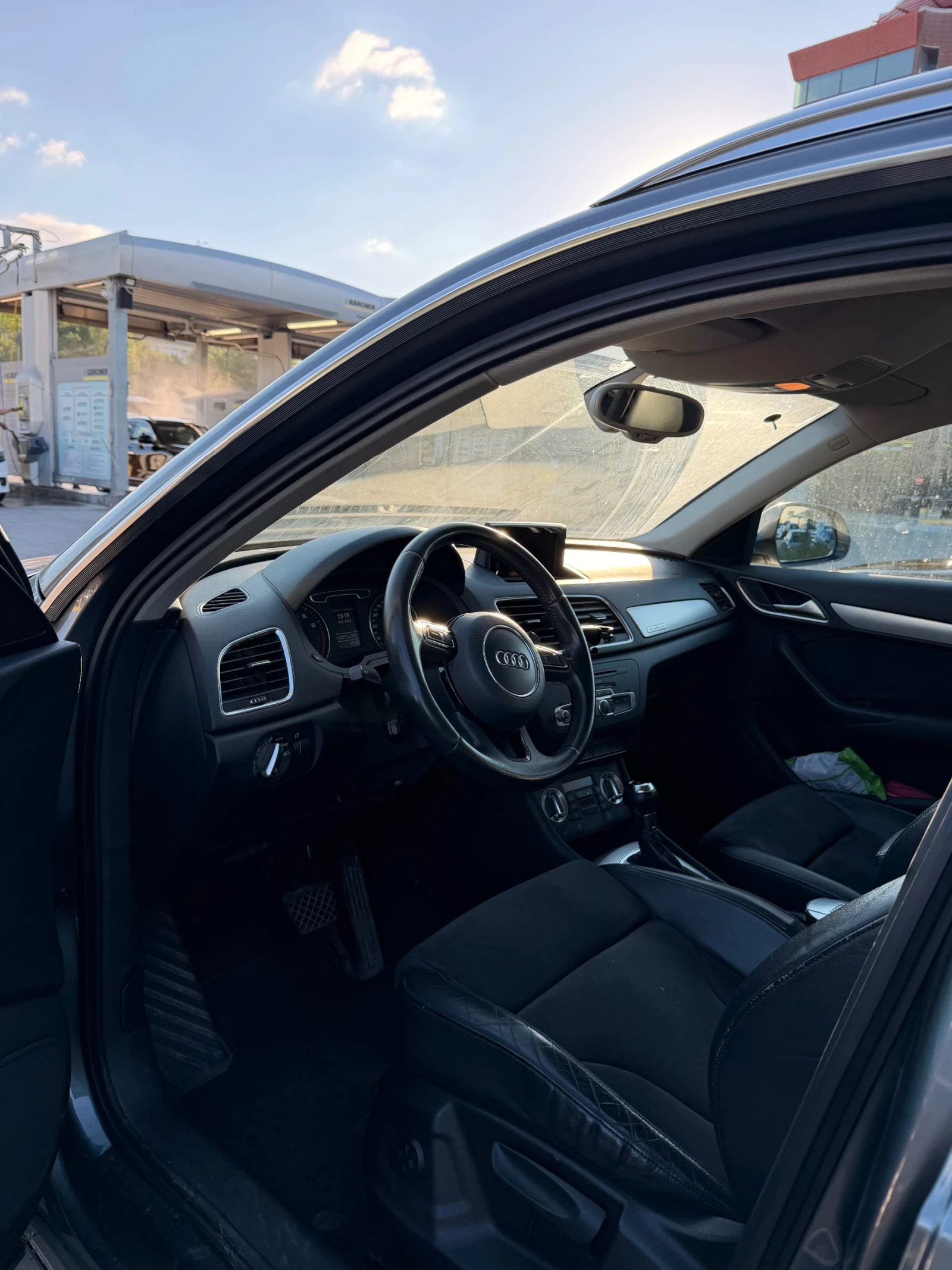 Audi Q3 2.0 TFSI Quattro , снимка 5 - Автомобили и джипове - 55003651