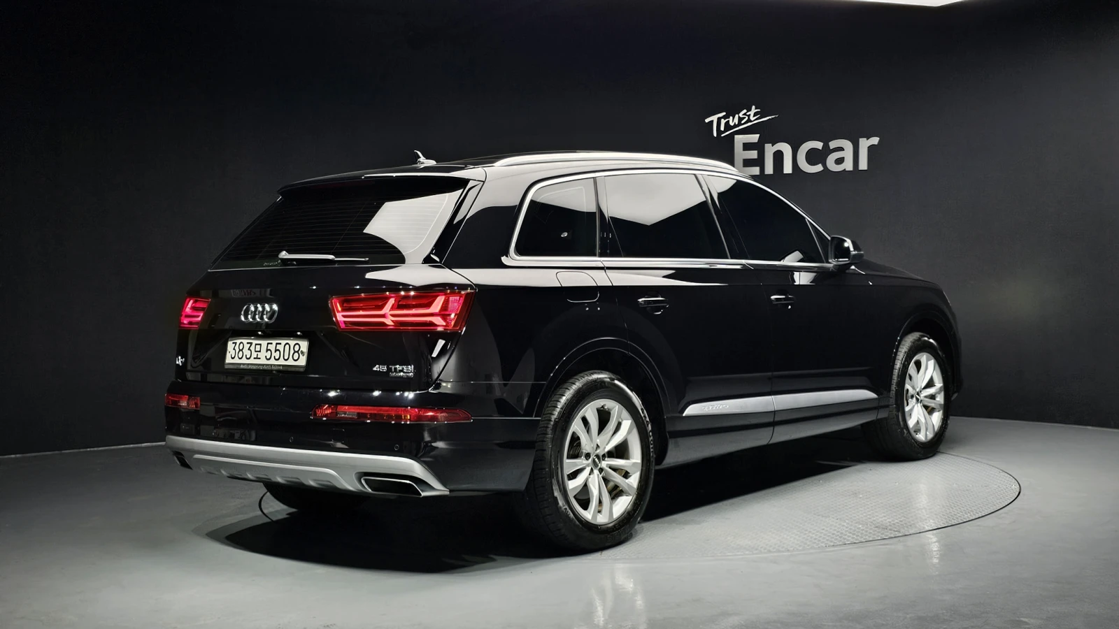Audi Q7 45 TFSI quattro* ЕЛ. БАГАЖНИК* ЛЮК* КРАЙНА ЦЕНА, снимка 2 - Автомобили и джипове - 55302203