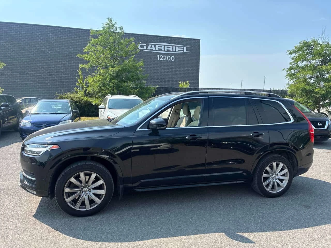 Volvo Xc90 T6 Momentum/CARFAX/ПОДГРЕВ/ПАНОРАМА/КЛИП, снимка 2 - Автомобили и джипове - 55336195