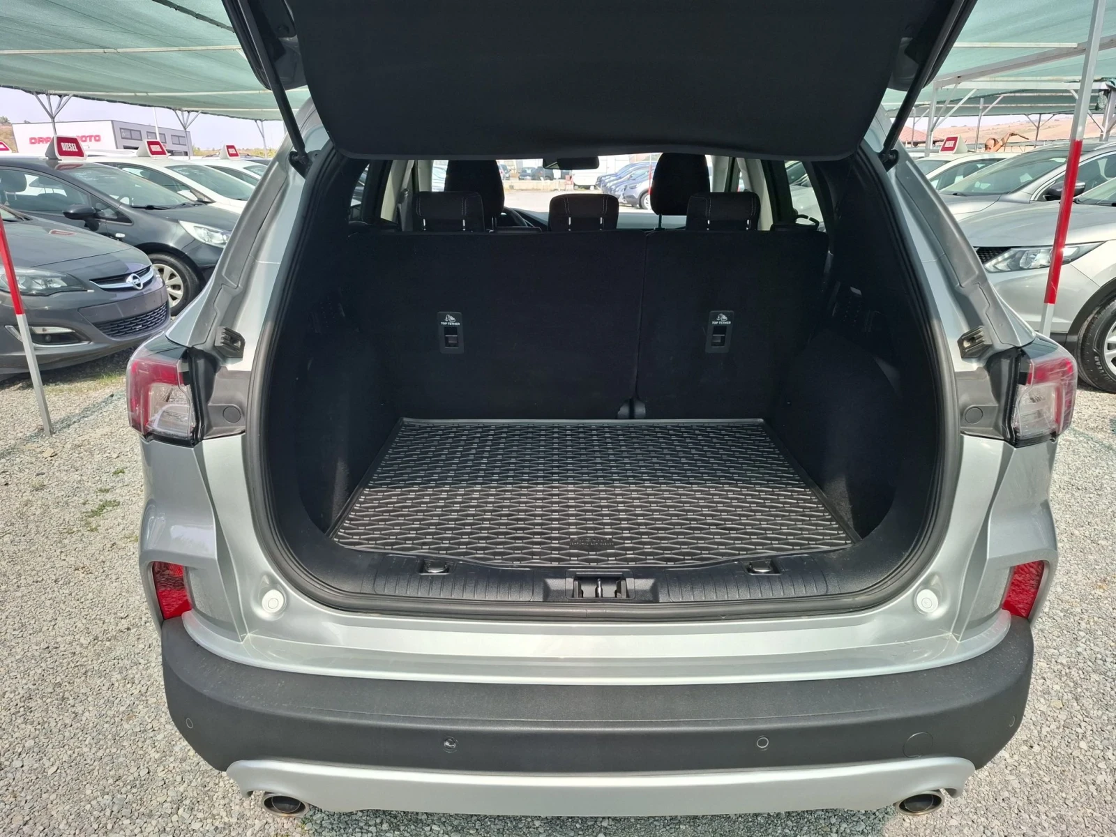 Ford Kuga 1, 5TDCI-120 к.с.-Euro 6, снимка 12 - Автомобили и джипове - 55885736