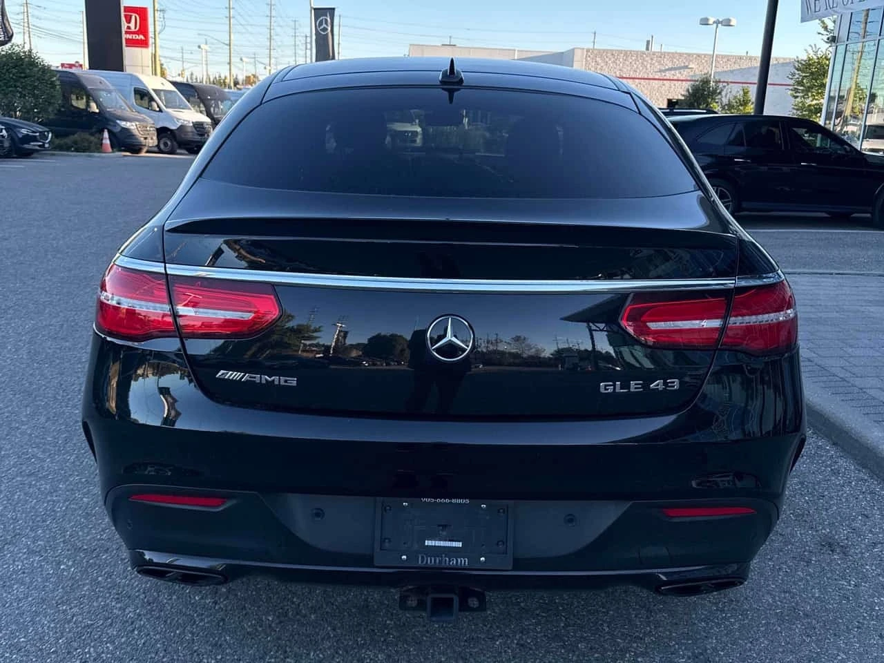 Mercedes-Benz GLE 43 AMG Coupe / Harman Kardon / 360 / Distronic / Carfax, снимка 4 - Автомобили и джипове - 56233474