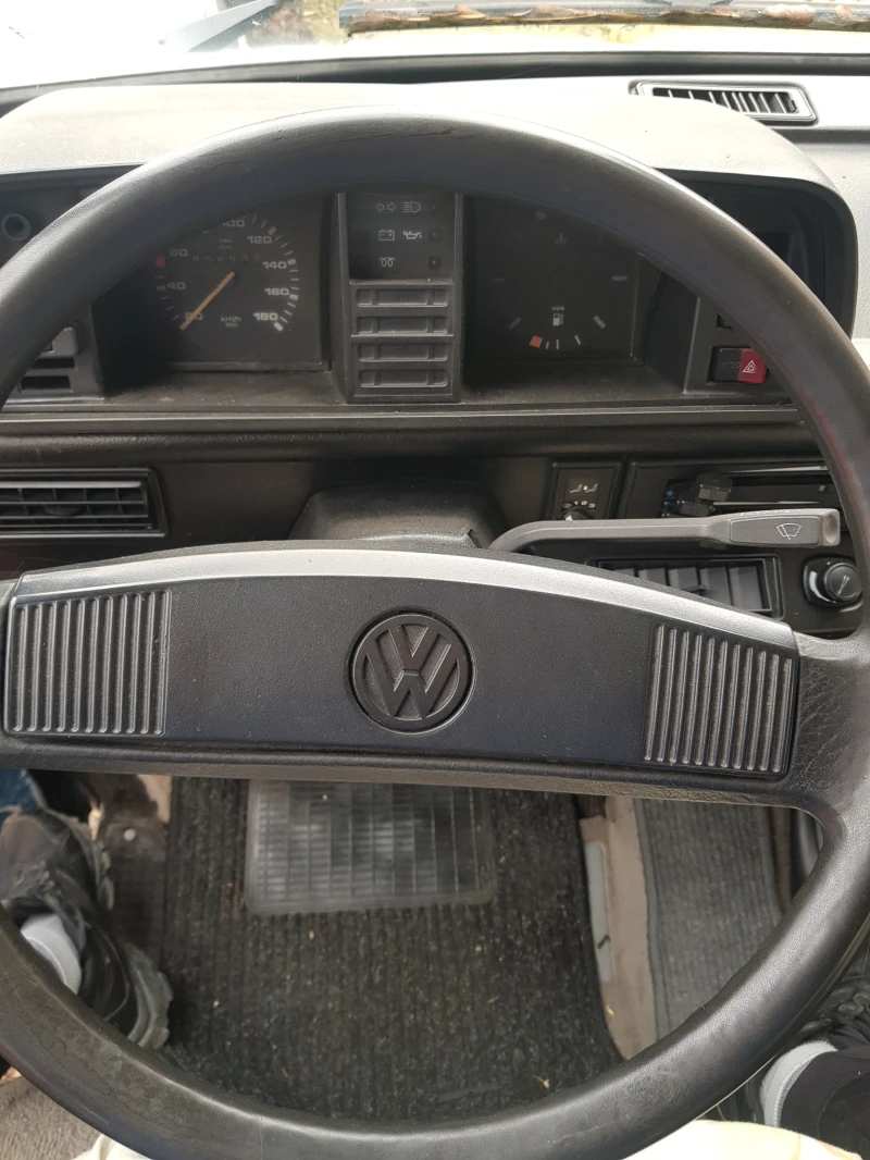 VW Multivan, снимка 2 - Бусове и автобуси - 49467986