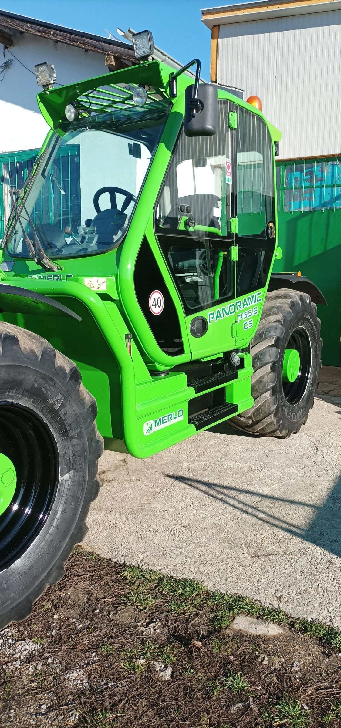 ������������ ������� Merlo P55.9cs | Mobile.bg � ����������� 14