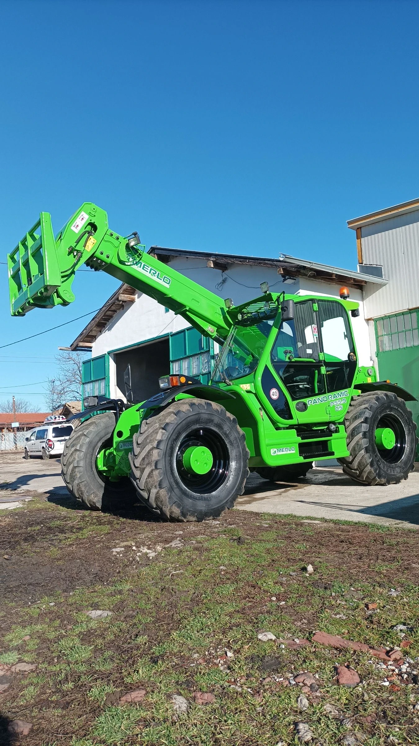 ������������ ������� Merlo P55.9cs | Mobile.bg � ����������� 4