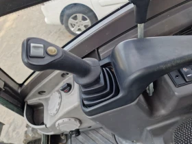 Багер Volvo EC27D, снимка 13