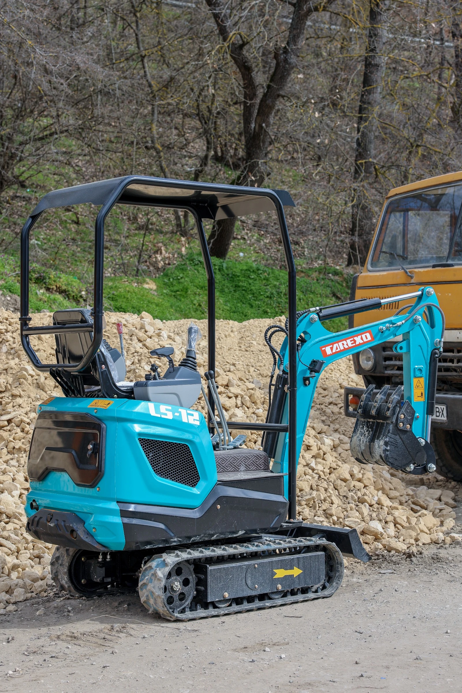 Багер ABG TAREXO LS-12 ГАРАНЦИЯ, снимка 3 - Индустриална техника - 53900786