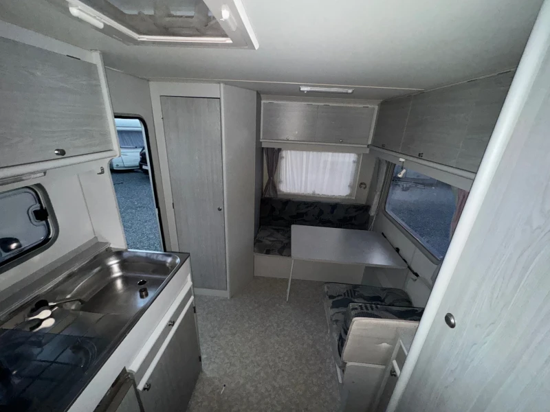 Каравана Beyerland, снимка 9 - Каравани и кемпери - 52387737