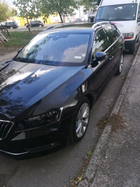 Skoda Superb, снимка 2