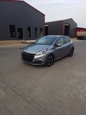 Peugeot 208 1.2, снимка 5