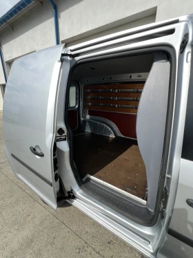 VW Caddy Ресори 2014г. Климатроник, снимка 8