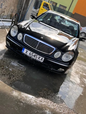  Mercedes-Benz E 320