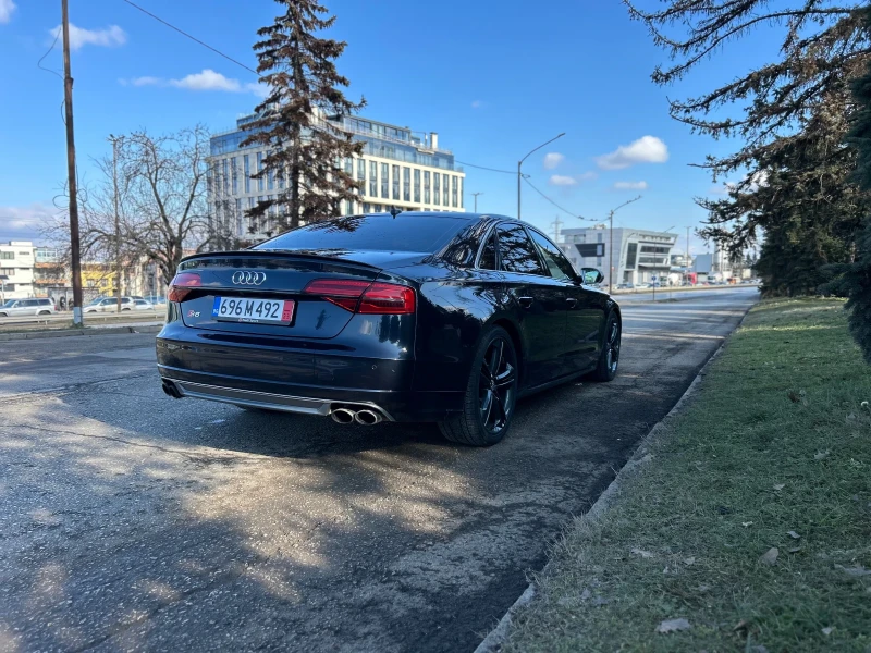 Audi S8 PLUS 605, снимка 4 - Автомобили и джипове - 49099308