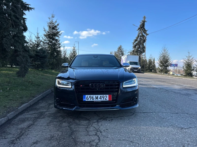 Audi S8 PLUS 605, снимка 2 - Автомобили и джипове - 49099308