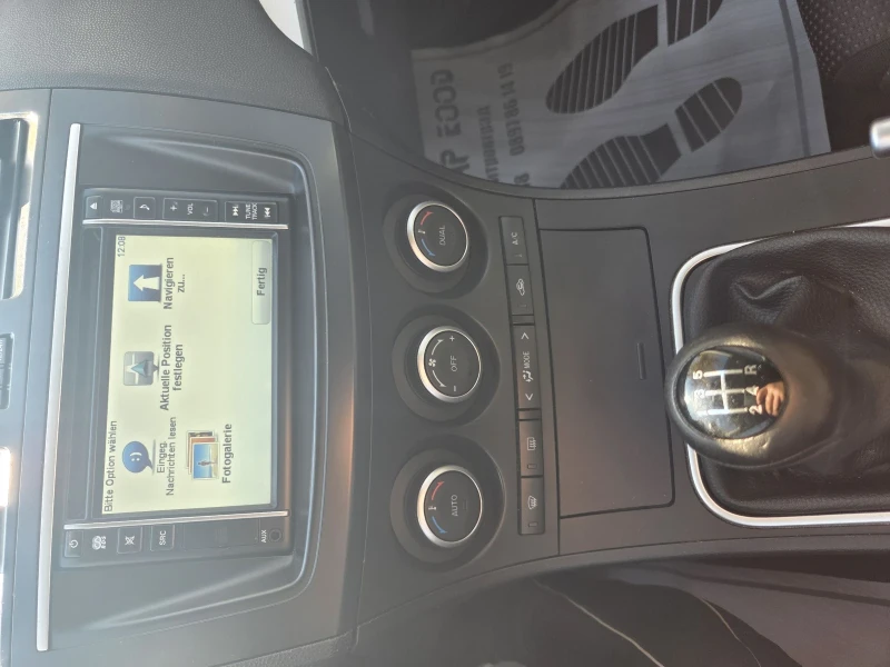 Mazda 3, снимка 9 - Автомобили и джипове - 52410019