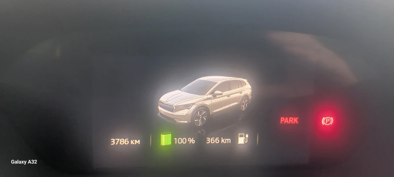 Skoda Enyaq iV 60 62 kWh 180 к.с., снимка 5 - Автомобили и джипове - 52628732