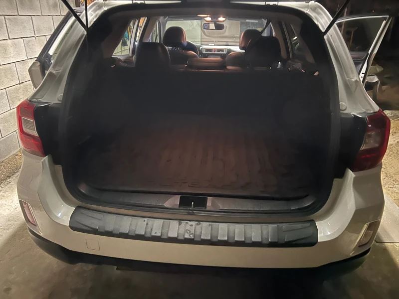 Subaru Outback Limited, снимка 5 - Автомобили и джипове - 53117371