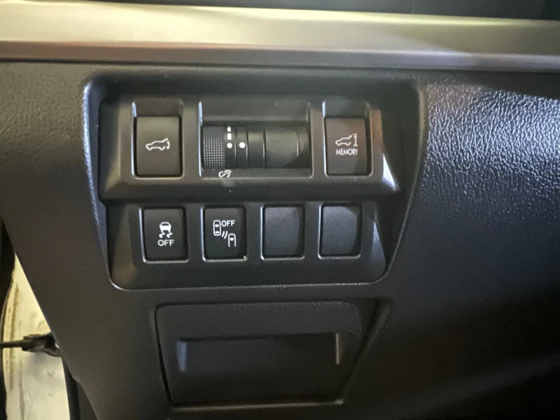 Subaru Outback Limited, снимка 8 - Автомобили и джипове - 53117371