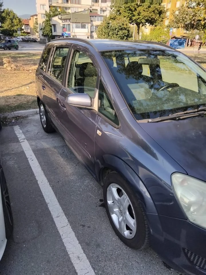 Opel Zafira B, снимка 3 - Автомобили и джипове - 55807955