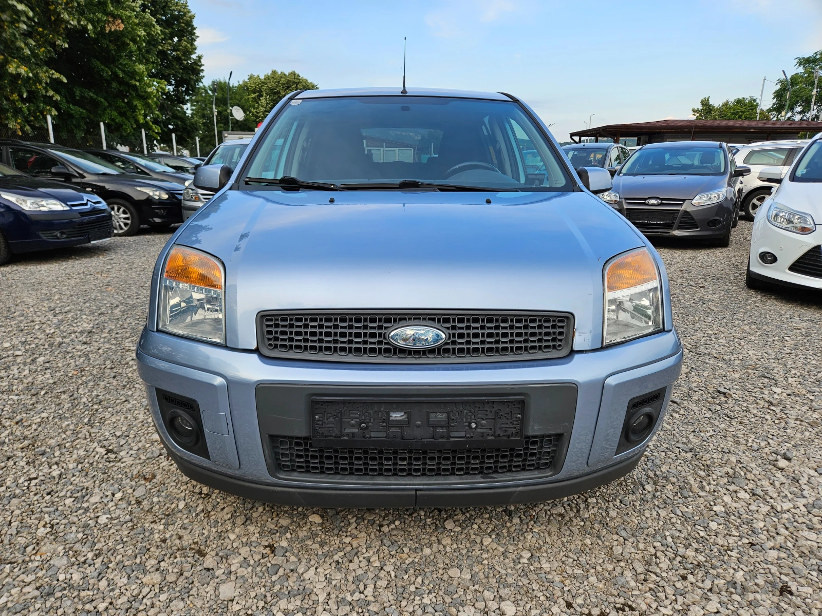 Ford Fusion 1.4 бензин 80кс, снимка 8 - Автомобили и джипове - 44528528