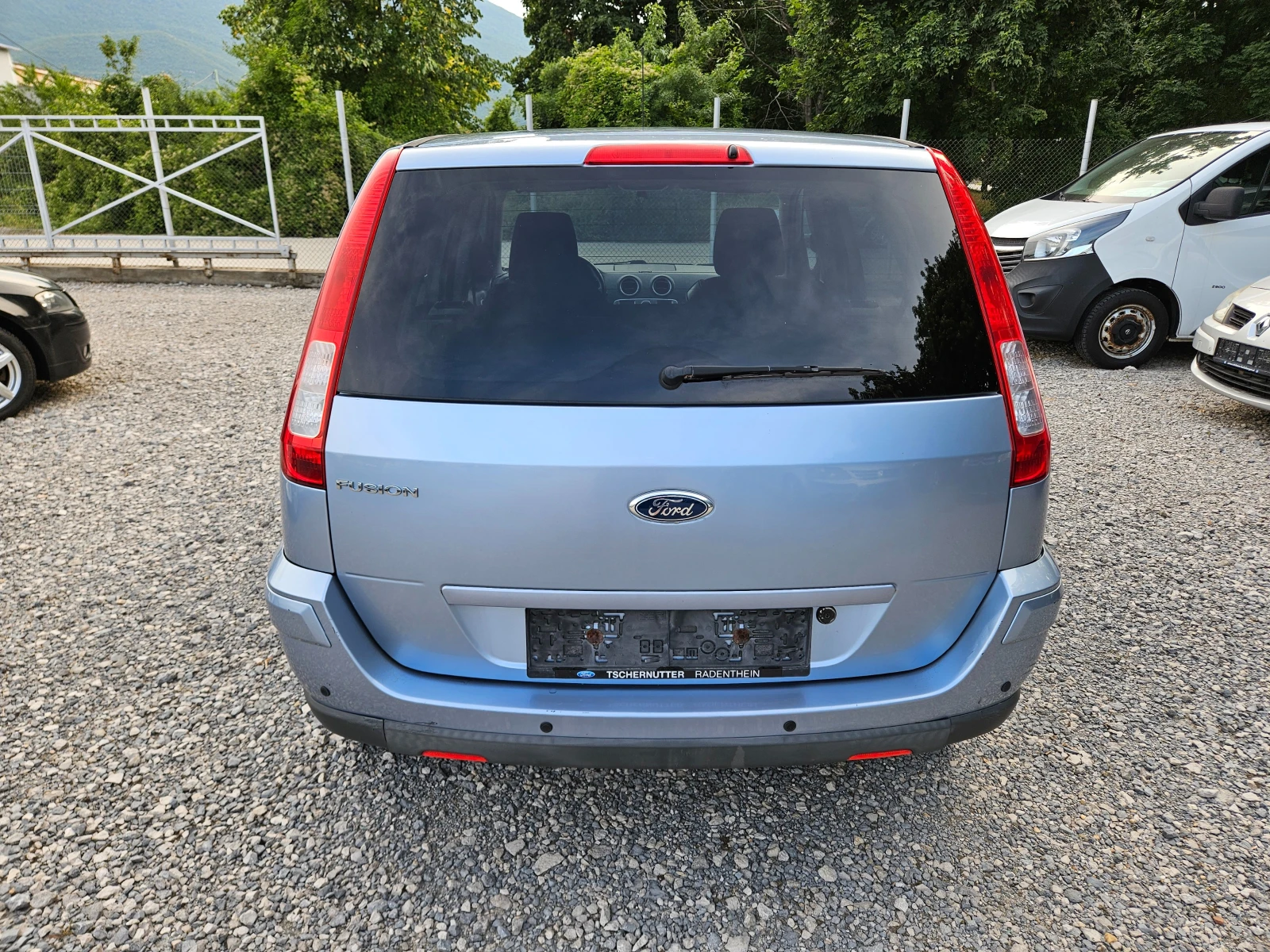 Ford Fusion 1.4 бензин 80кс, снимка 4 - Автомобили и джипове - 44528528