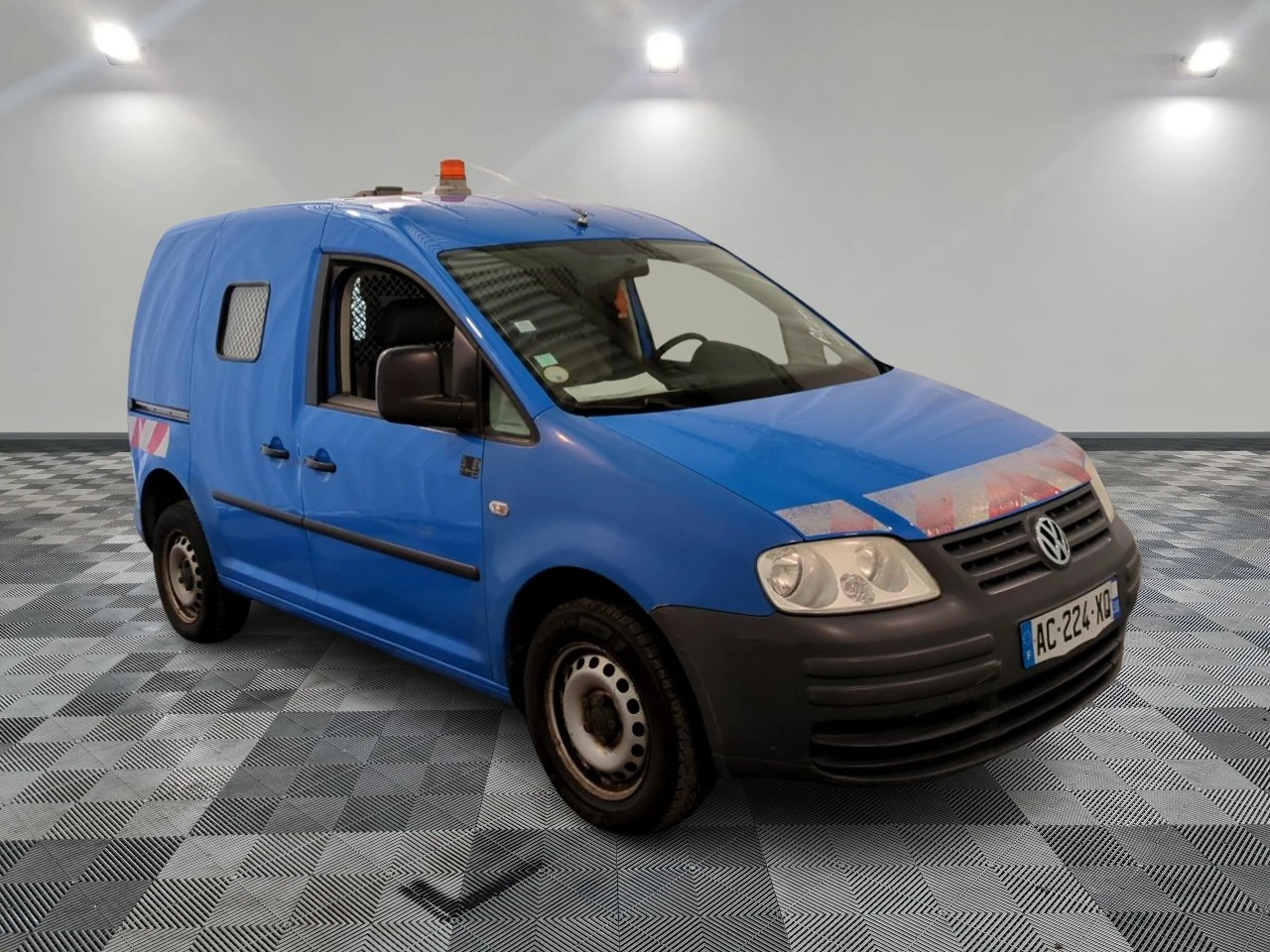 VW Caddy VAN 1.9 TDI 105 4MOTION - изображение 2