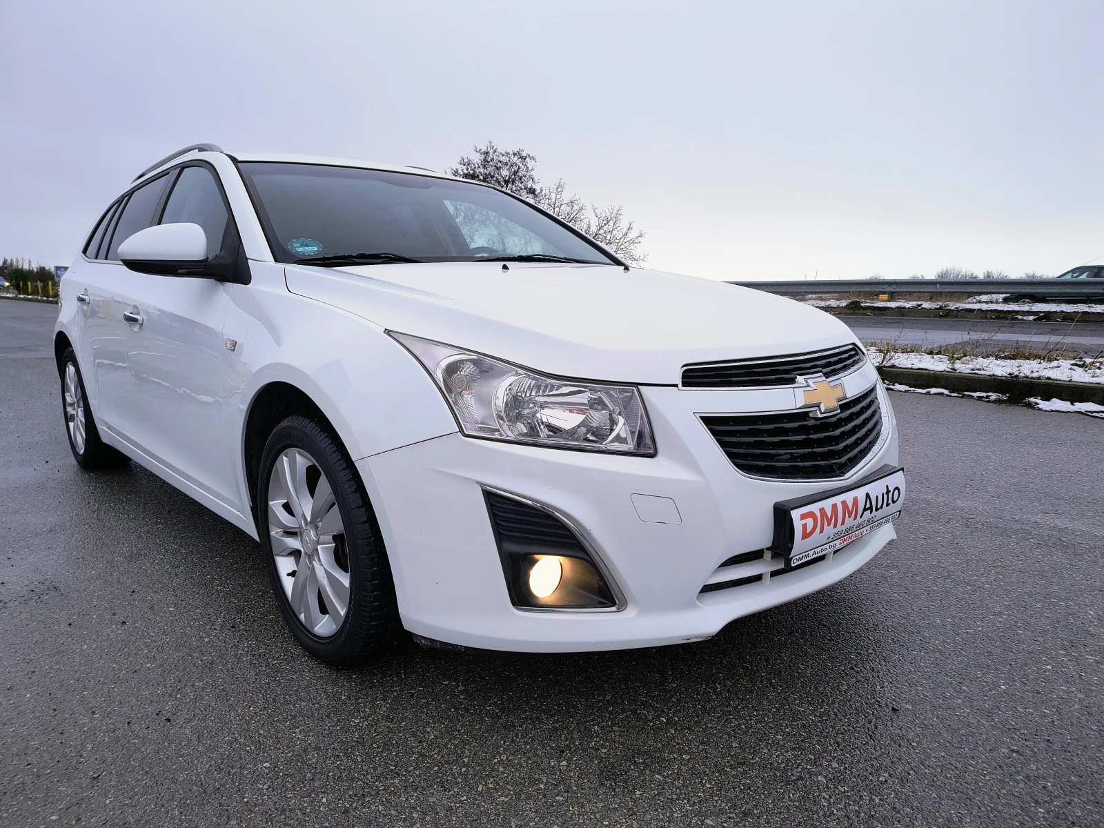 Chevrolet Cruze 140 кс * БЕНЗИН* НАВИ / РЕАЛНИ КИЛОМЕТРИ - изображение 3