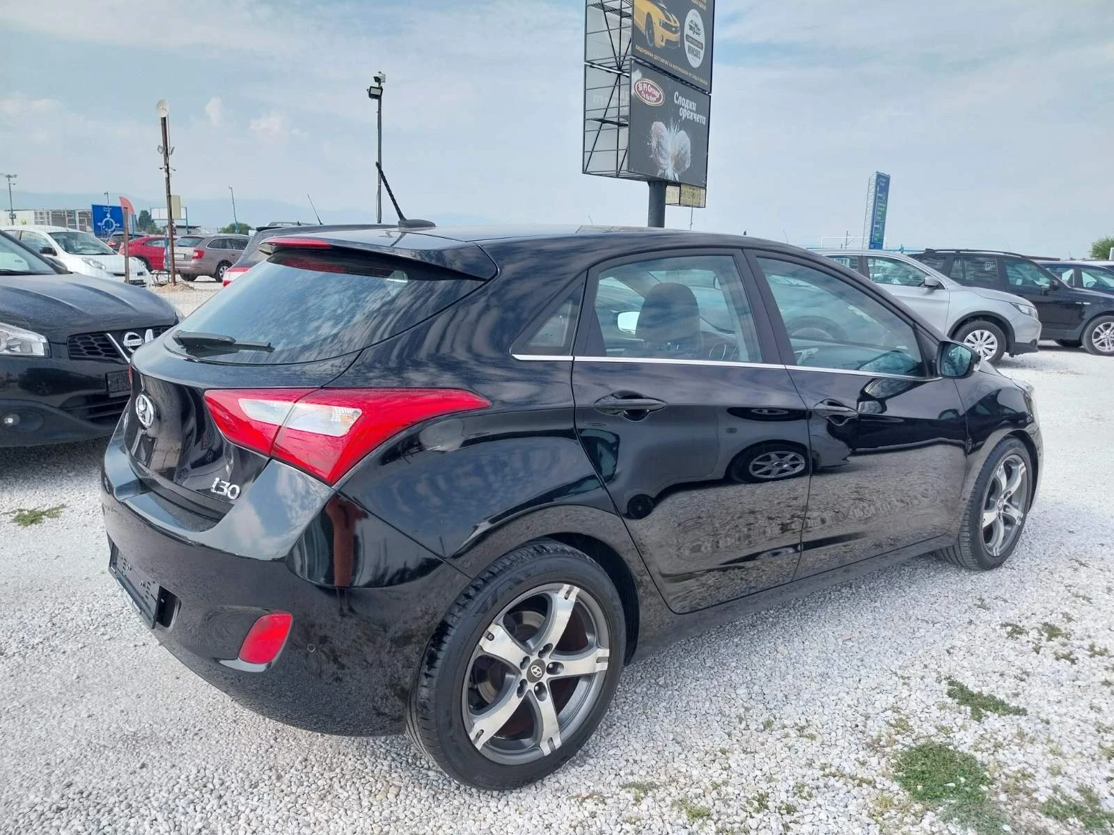 Hyundai I30 1.6 I автоматик - изображение 6