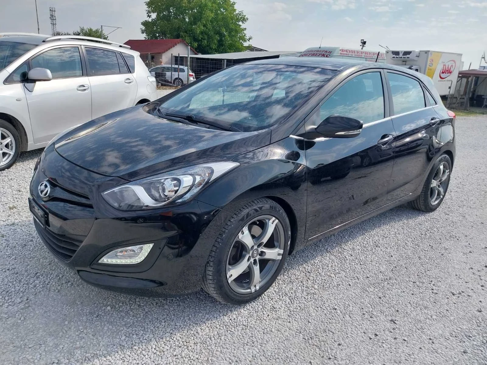 Hyundai I30 1.6 I автоматик - изображение 3