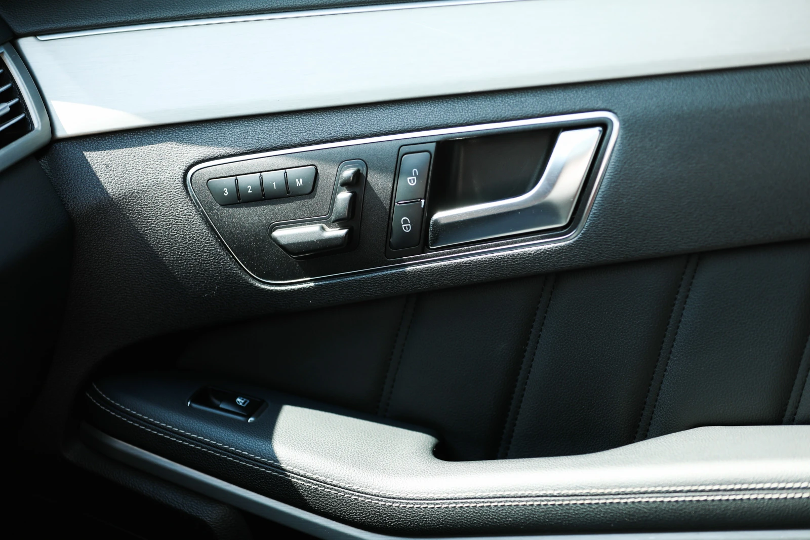 Mercedes-Benz E 250 2.5CDI | Mobile.bg   11