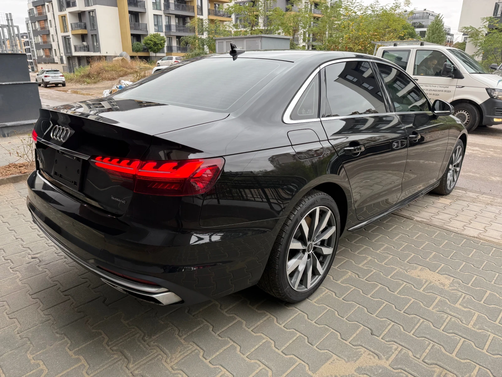 Audi A4 2.0 265 hp 2023 Mild Hybrid Quattro Distronic - изображение 6