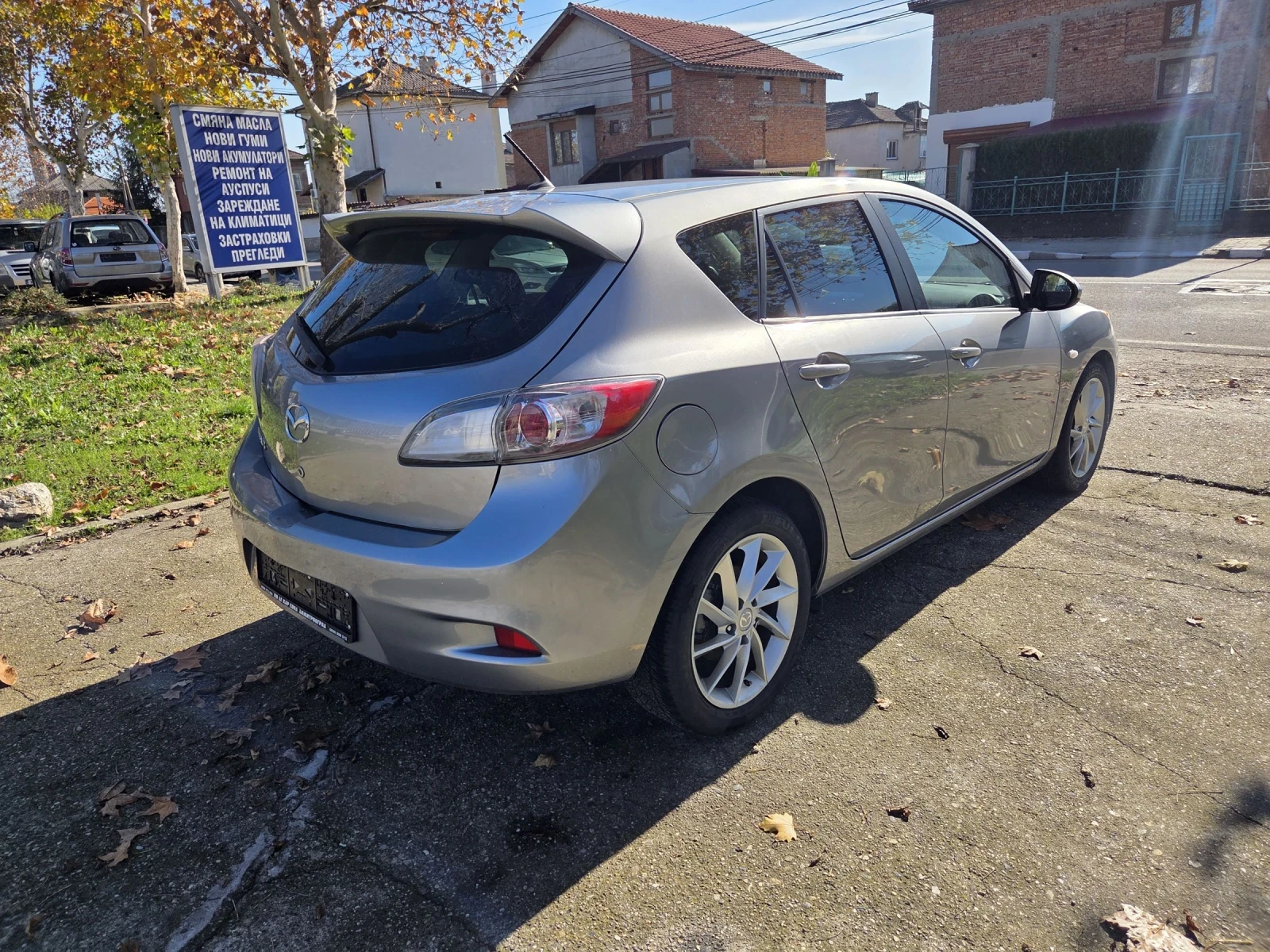 Mazda 3  - изображение 5