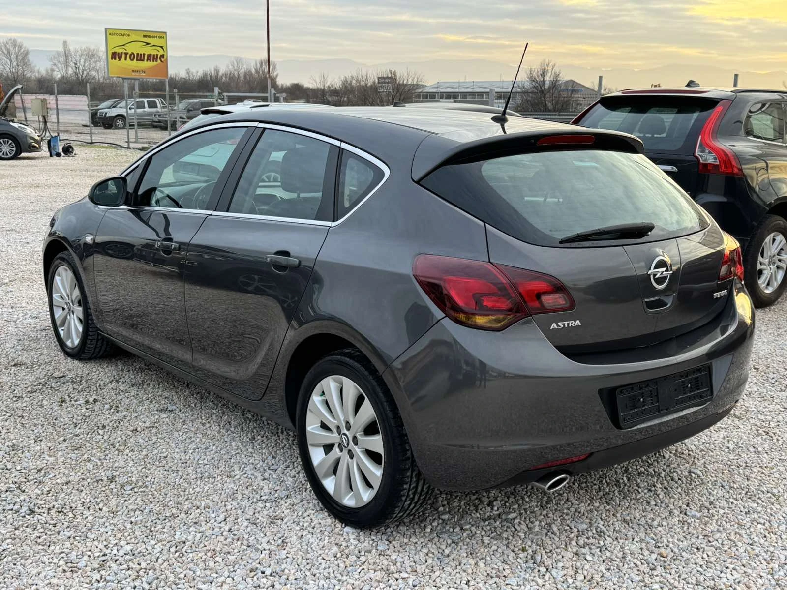 Opel Astra 1.4T 140k | Mobile.bg   6