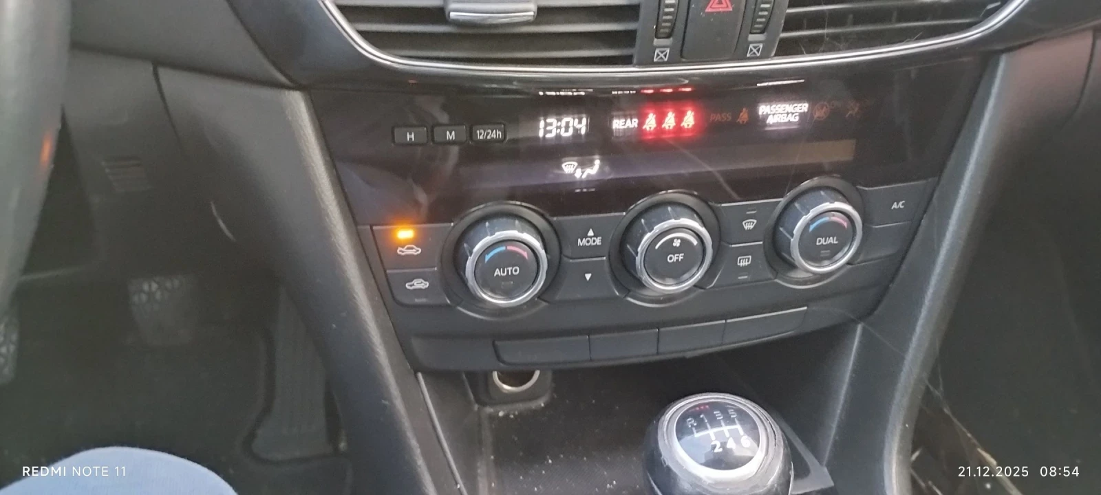 Mazda 6 2.2 - изображение 6