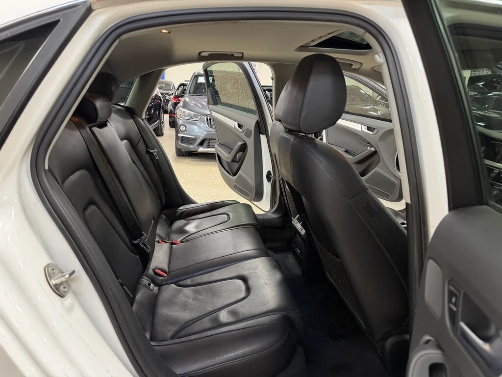 Audi A4 2.0T* quattro* Progressiv* АвтоКредит* (ЦЕНА ДО БГ, снимка 11 - Автомобили и джипове - 54000342