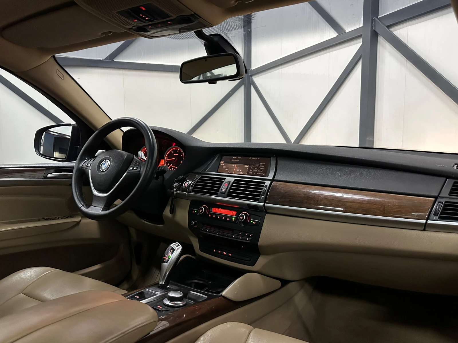 BMW X6 3.0d* xDrive* PDC* ШИБЕДАХ, снимка 9 - Автомобили и джипове - 54315480