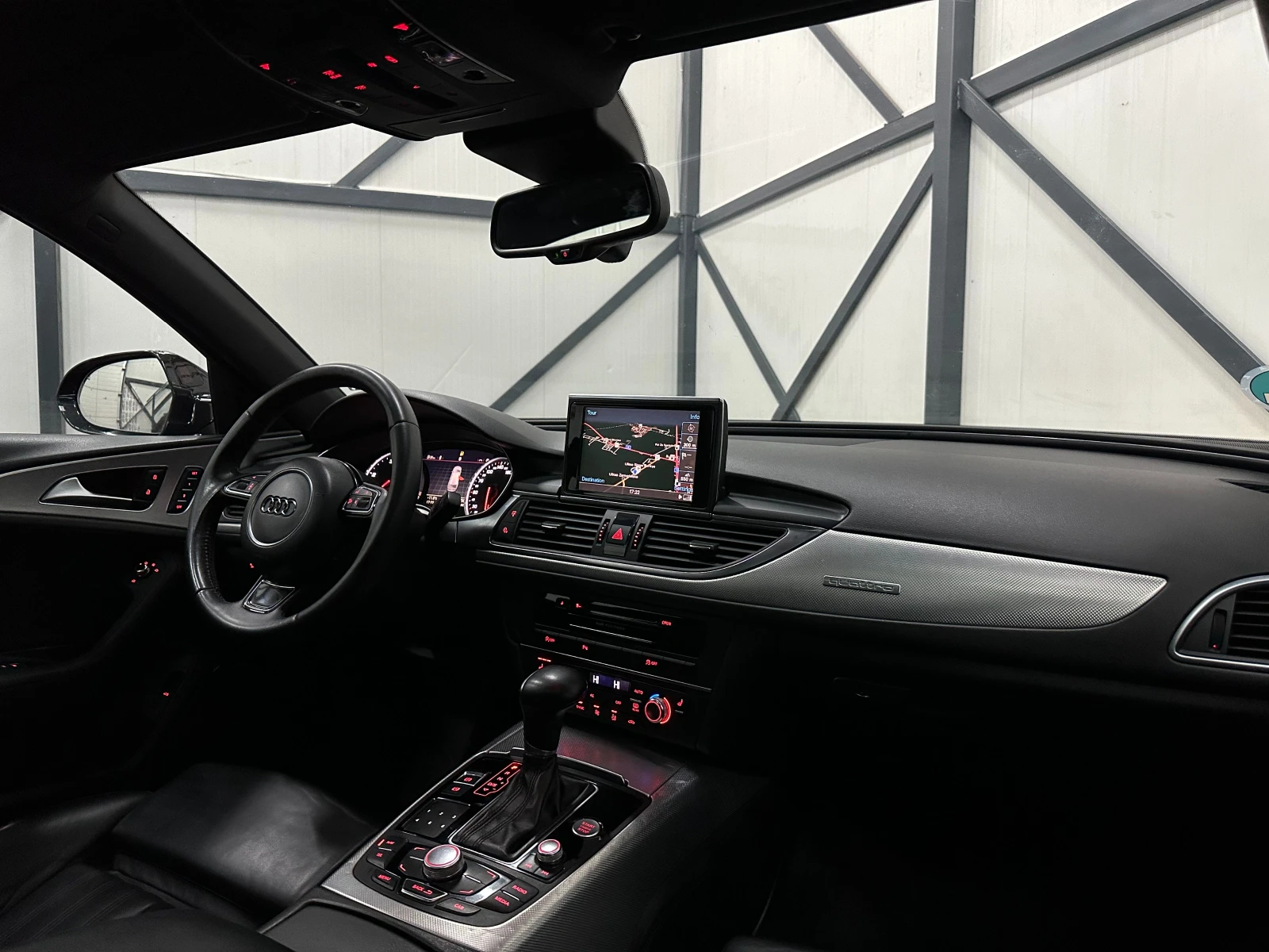 Audi A6 3.0TDI* QUATTRO* ПАНОРАМА* DISTRONIC* ПОДГРЕВ, снимка 8 - Автомобили и джипове - 56725746
