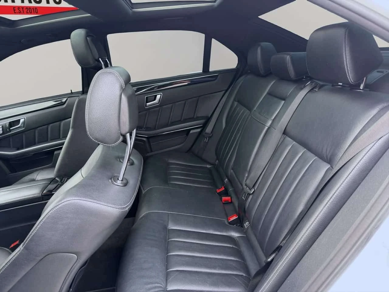 Mercedes-Benz E 400 * ФИКСИРАНА ЦЕНА* ПАНОРАМА* , снимка 14 - Автомобили и джипове - 54355570