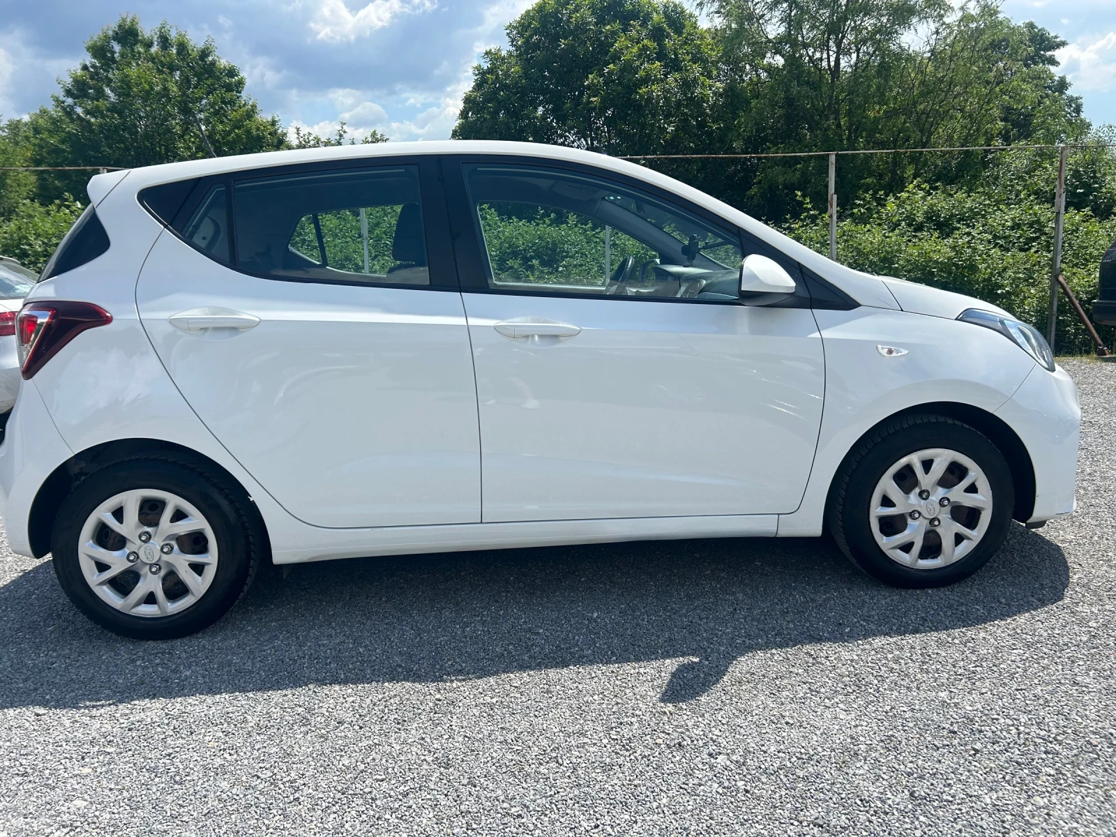 Hyundai I10 1.0, снимка 4 - Автомобили и джипове - 54700210