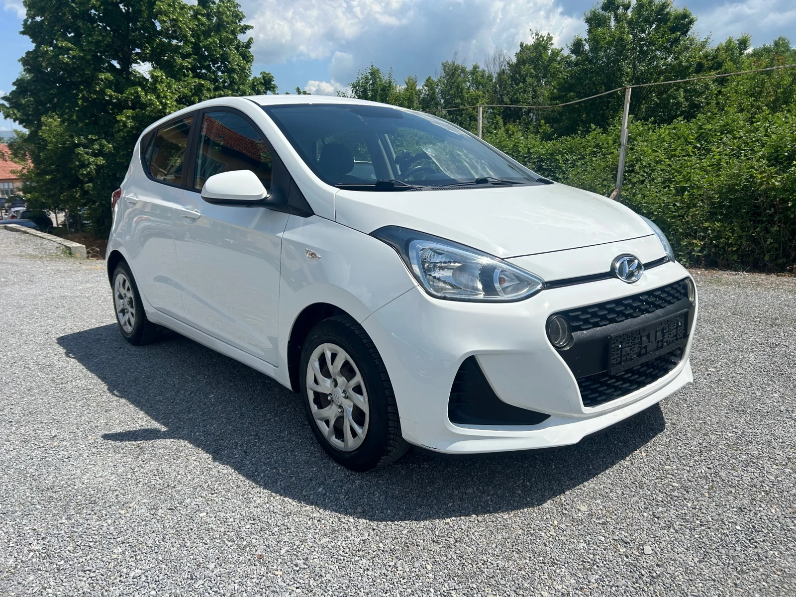 Hyundai I10 1.0, снимка 3 - Автомобили и джипове - 54700210