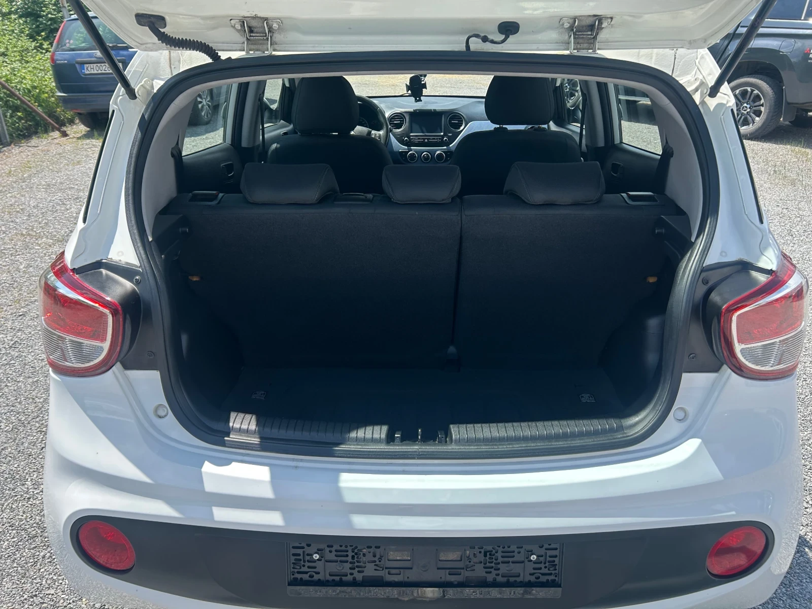 Hyundai I10 1.0, снимка 12 - Автомобили и джипове - 54700210