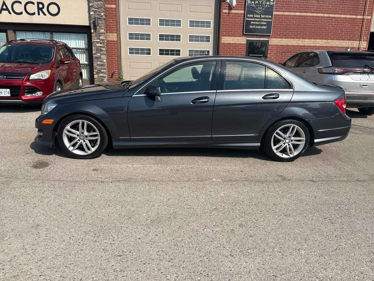 Mercedes-Benz C 300 АМГ ПАКЕТ/ПОДГРЕВ/ПАНО/ПАМЕТ/CARFAX/ФИНАНСИРАНЕ, снимка 3 - Автомобили и джипове - 54840807