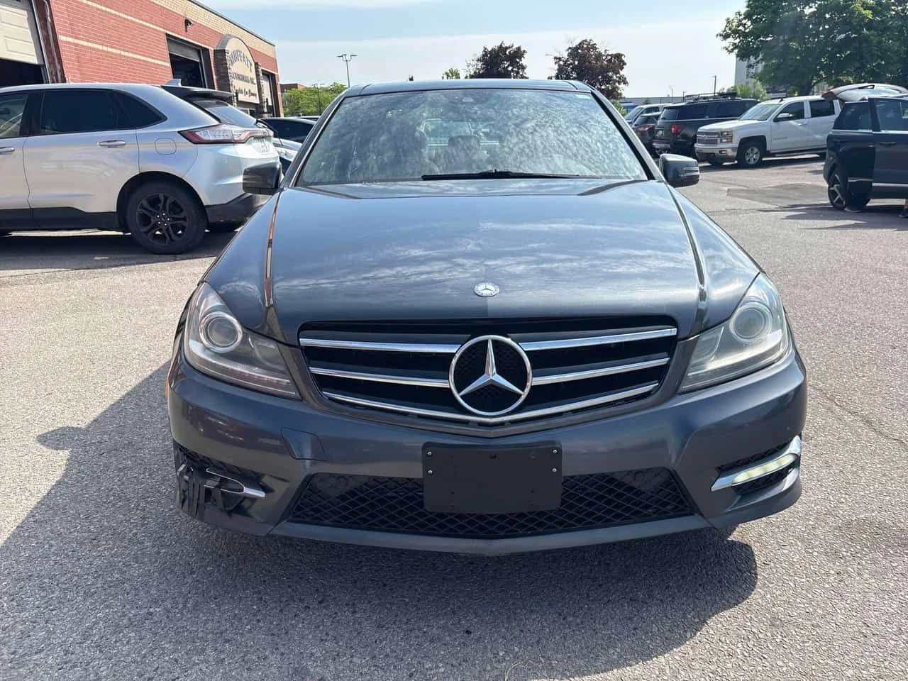 Mercedes-Benz C 300 АМГ ПАКЕТ/ПОДГРЕВ/ПАНО/ПАМЕТ/CARFAX/ФИНАНСИРАНЕ