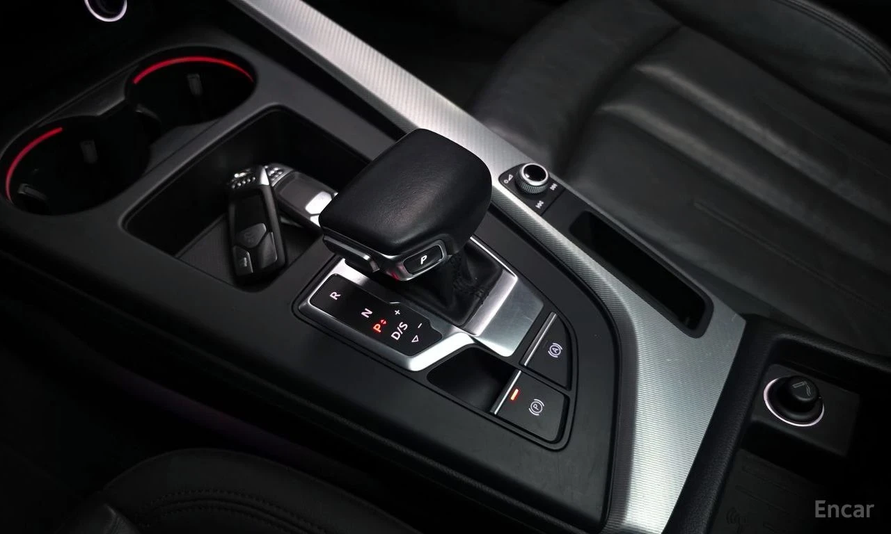 Audi A4 40 TFSI | ШИБЕДАХ | ЗАДНА КАМЕРА | KEYLESS | , снимка 9 - Автомобили и джипове - 54886696