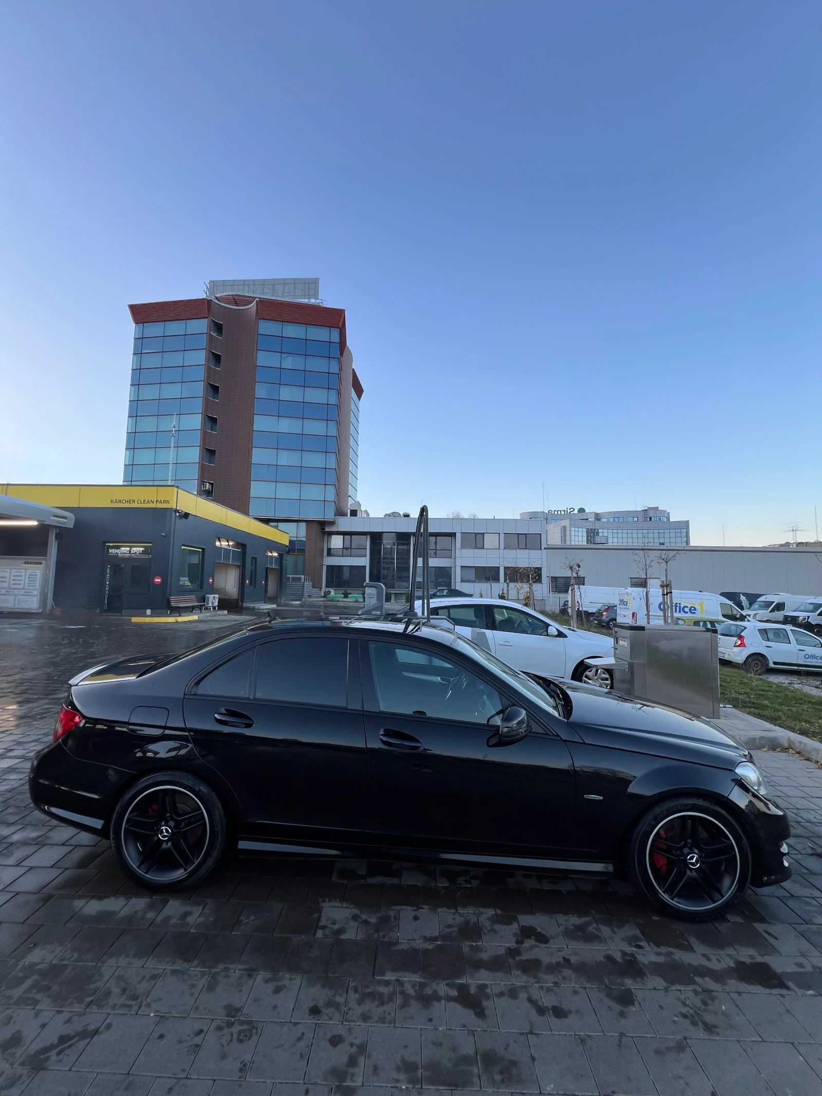 Mercedes-Benz C 250 2.2 204 hp, AMG look, всички екстри, снимка 11 - Автомобили и джипове - 55240245