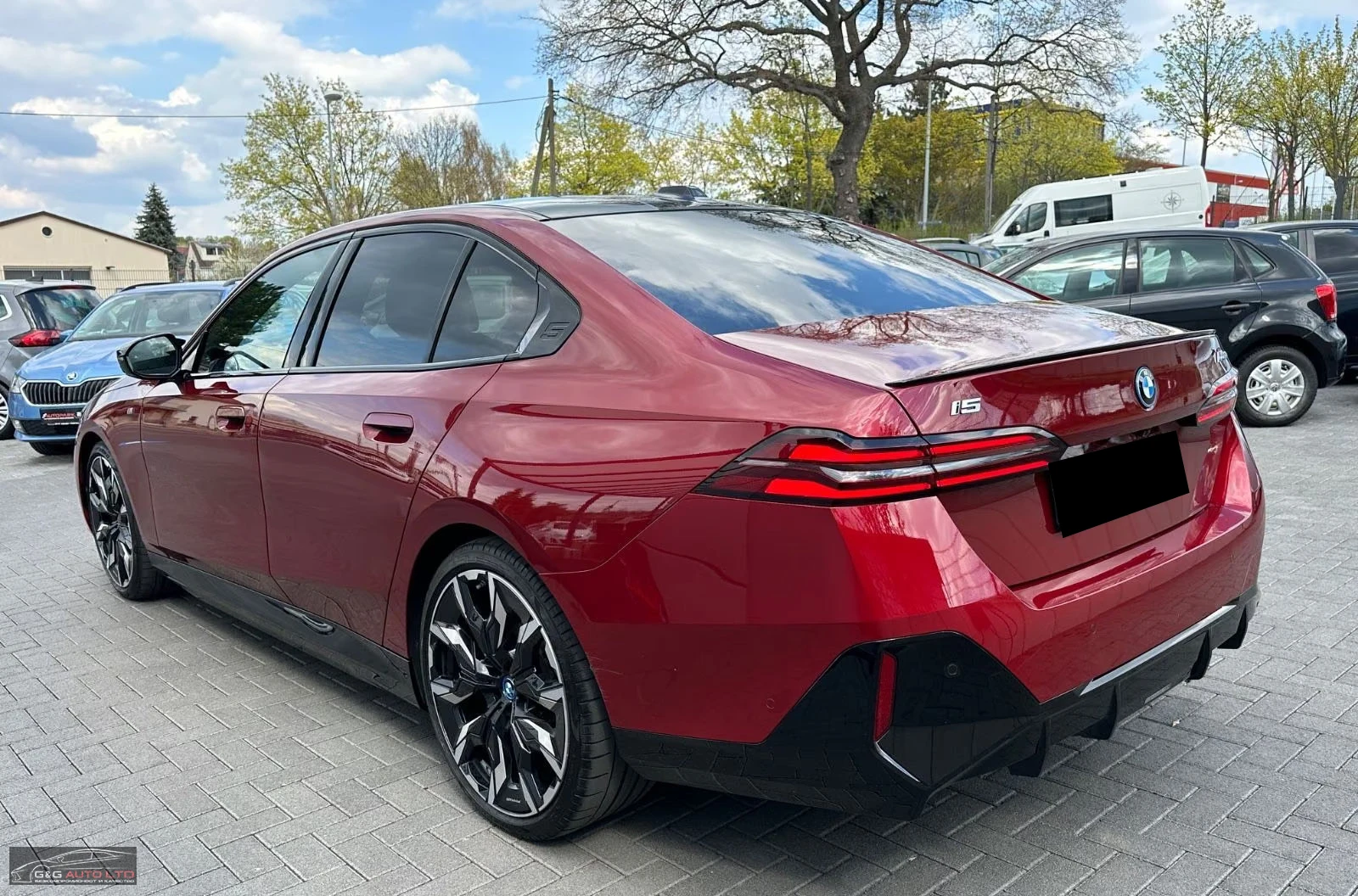 BMW i5 M60/601HP/xDRIVE/H&K/HUD/360/PANO/933z | Mobile.bg � ����������� 4