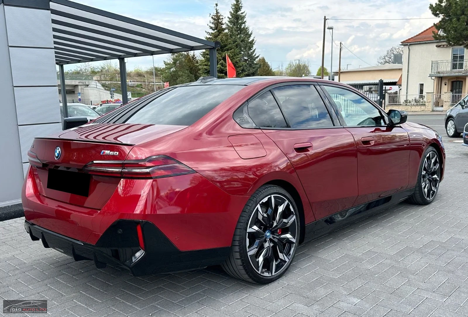 BMW i5 M60/601HP/xDRIVE/H&K/HUD/360/PANO/933z | Mobile.bg � ����������� 7